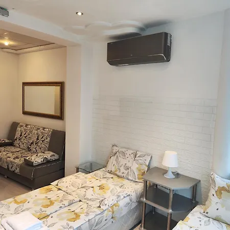 за гости ве-бо-ли**