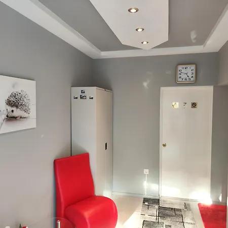 за гости ве-бо-ли** 3*