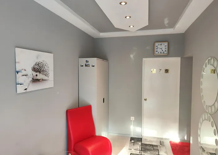 за гости ве-бо-ли** 3*