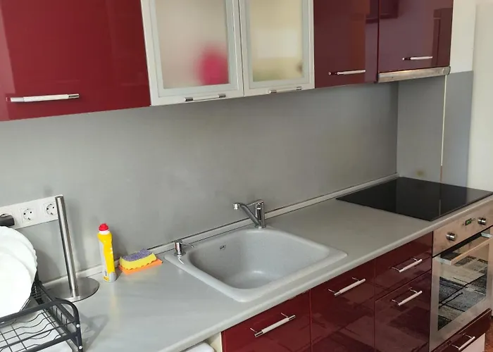 за гости ве-бо-ли** Bankja